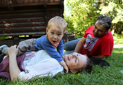 Veronica con su marido e hijo Andreas-Rares 